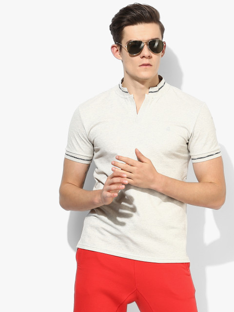 

United Colors of Benetton Men Grey Melange Solid Mandarin Collar T-shirt