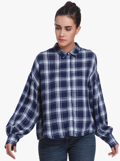 

Vero Moda Women Navy Blue & White Regular Fit Checked Casual Shirt