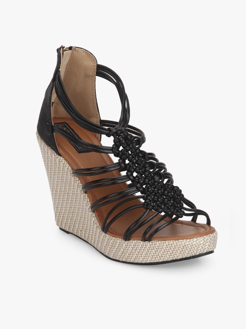 

Under Knee Women Black Woven Design Sandals