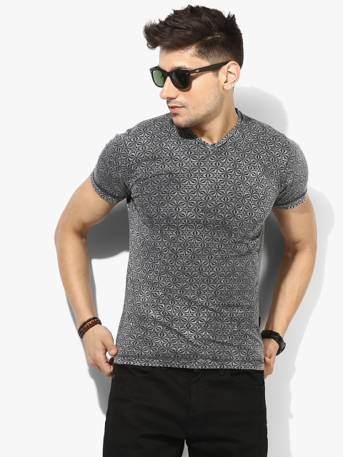 

Pepe Jeans Men Grey Printed V Neck T-Shirt