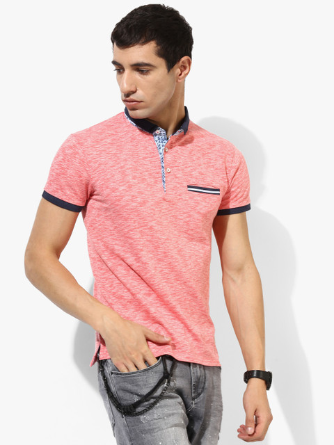 

United Colors of Benetton Men Pink Self Design Slim Collar T-shirt