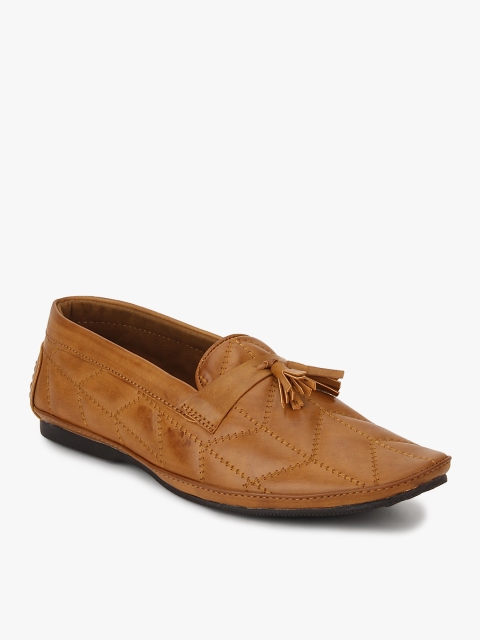 

El Paso Men Tan Solid Tasselled Slip-On Sneakers