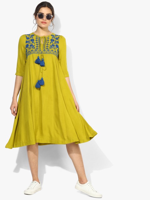 

MIAMINX Women Lime Green Embroidered A-Line Dress