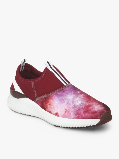 

mmojah Men Maroon & White Slip-On Sneakers