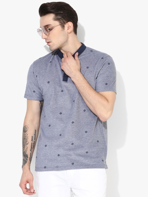 

Voi Jeans Men Grey Printed Polo Collar T-shirt