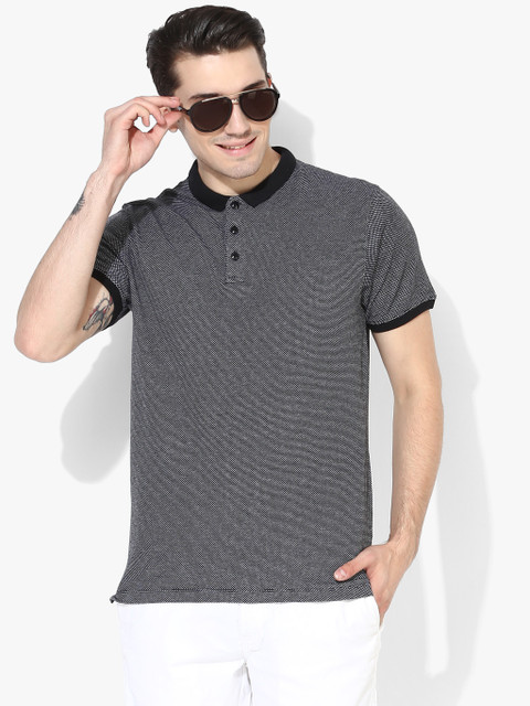 

Voi Jeans Men Black Self Design Polo Collar T-shirt