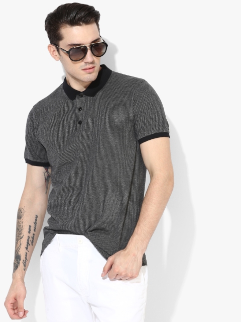 

Voi Jeans Men Grey Self Design Polo Collar T-shirt