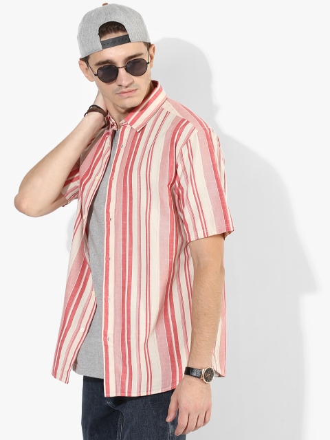 

SELECTED Men Red & Off-White Regular Fit Striped Casual Shirt