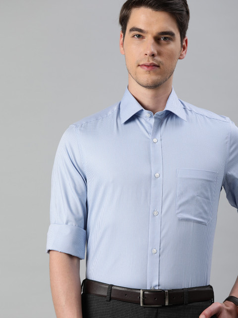 

Louis Philippe Men Blue & White Regular Fit Checked Formal Shirt