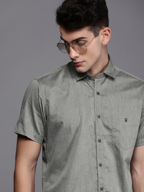 

Louis Philippe Sport Men Grey Slim Fit Solid Casual Shirt