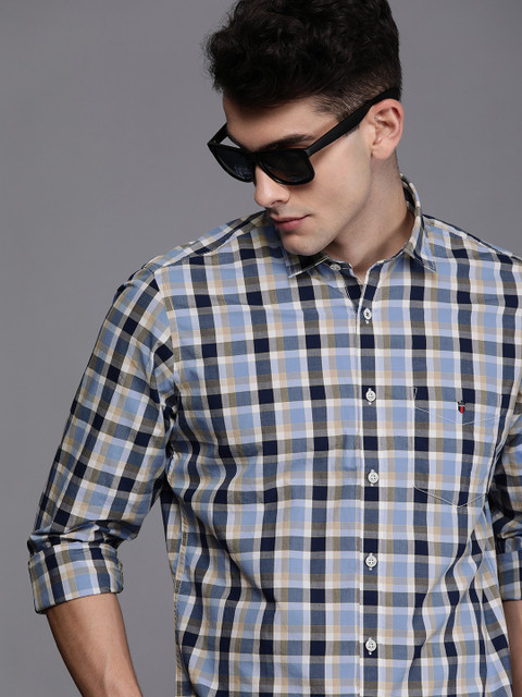 

Louis Philippe Sport Men Navy Blue & Beige Slim Fit Checked Casual Shirt