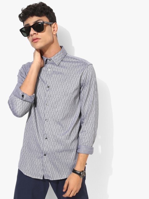 

Calvin Klein Jeans Men Grey Regular Fit Striped Casual Shirt