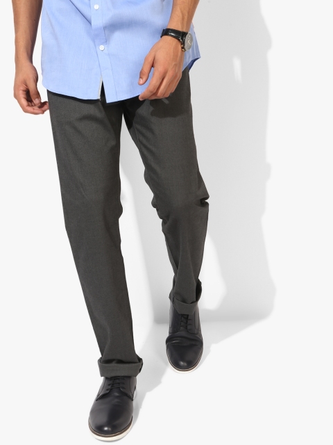 

Calvin Klein Jeans Men Grey Regular Fit Solid Regular Trousers