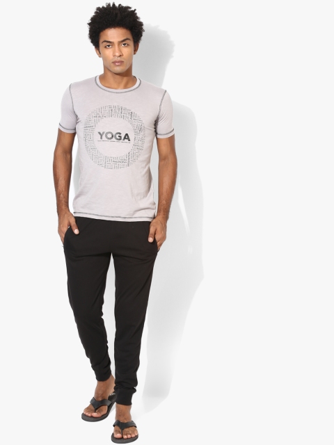 

Sweet Dreams Men Grey Printed Pyjama Set