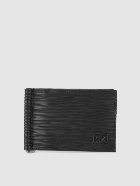 

Calvin Klein Men Black Textured Leather Money Clip