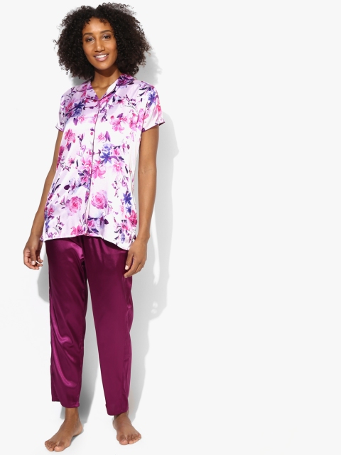 

Sweet Dreams Women Off-White & Magenta Printed Night suit