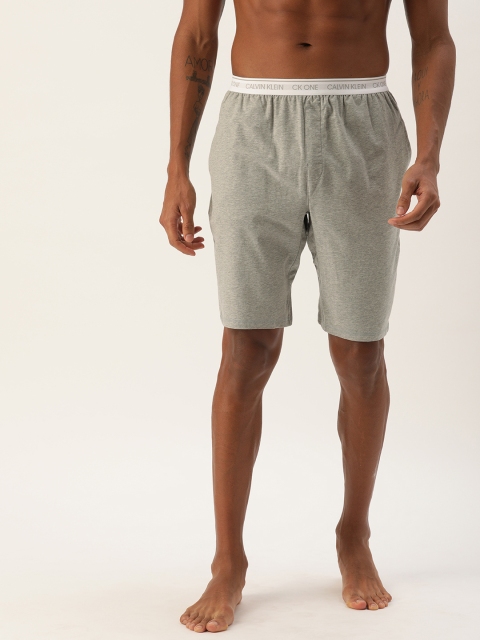 

Calvin Klein Underwear Men Grey Melange Solid Lounge Shorts