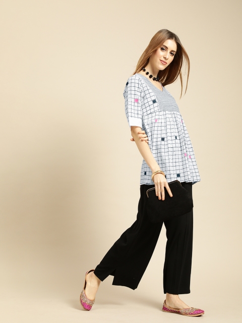 

Varanga Women White & Black Checked Tunic