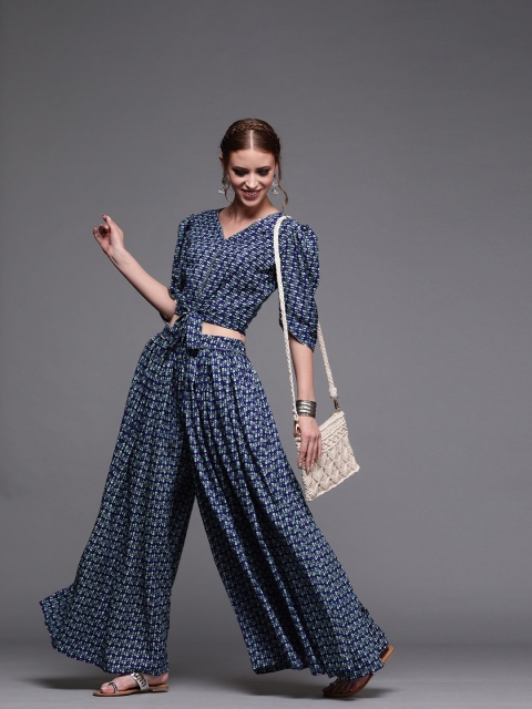 

Inddus Women Navy Blue & Off-White Muslin Silk Printed Top with Palazzos