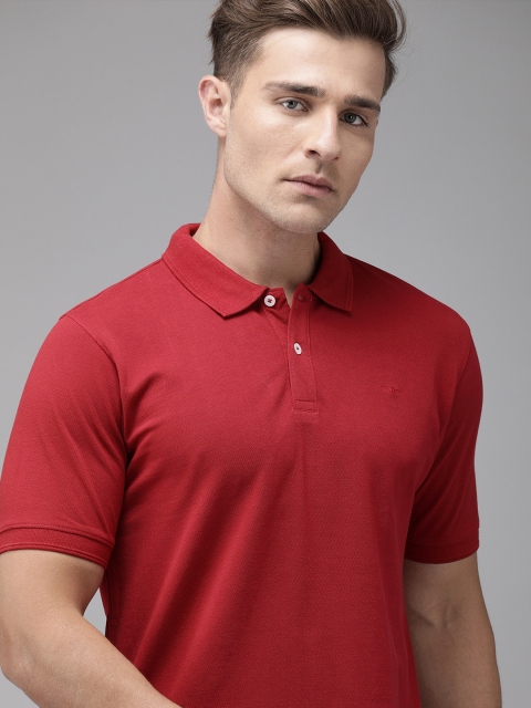 

Park Avenue Men Red Solid Slim Fit Polo Collar T-shirt