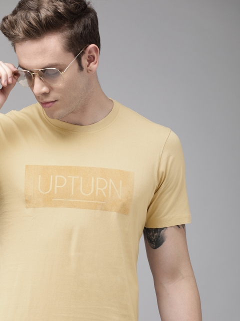 

Park Avenue Men Beige Printed Slim Fit Round Neck Pure Cotton T-shirt