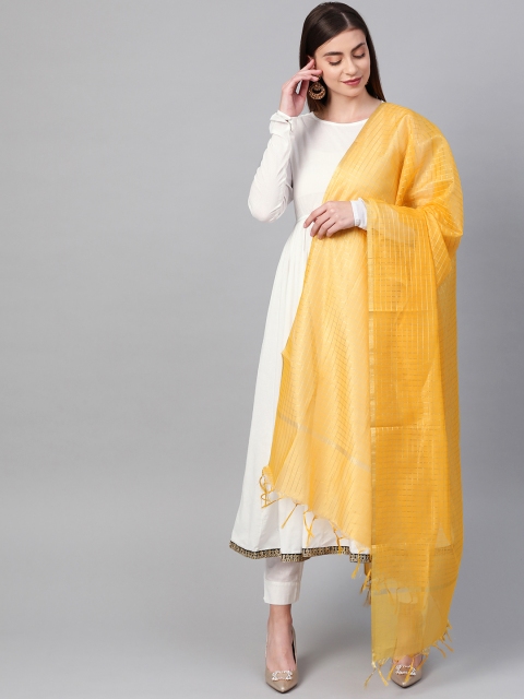 

SIAH Women White Solid Kurta with Trousers & Dupatta