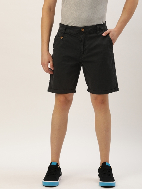 

Difference of Opinion Men Black Solid Regular Fit Regular Shorts