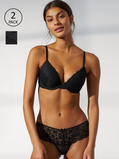 

H&M Women Black 2-Pack Lace Thong Briefs 0854384002