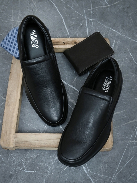 

Alberto Torresi Men Black Slip-On Leather Sneakers