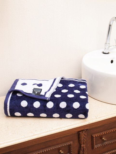 

Avira Home Navy Blue & White Polka-Dot Printed 500 GSM Bath Towel