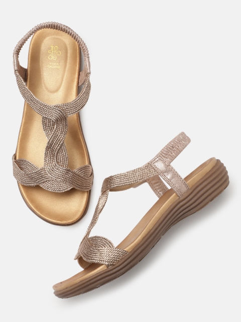 

Tresmode Women Rose Gold-Toned Woven Design Open Toe Flats