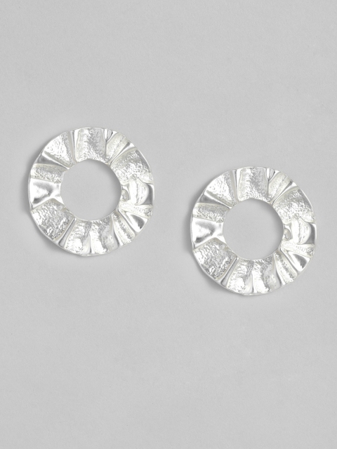 

DressBerry Silver-Toned Circular Studs