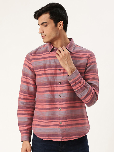 

United Colors of Benetton Men Coral Pink & Burgundy Slim Fit Striped Casual Shirt