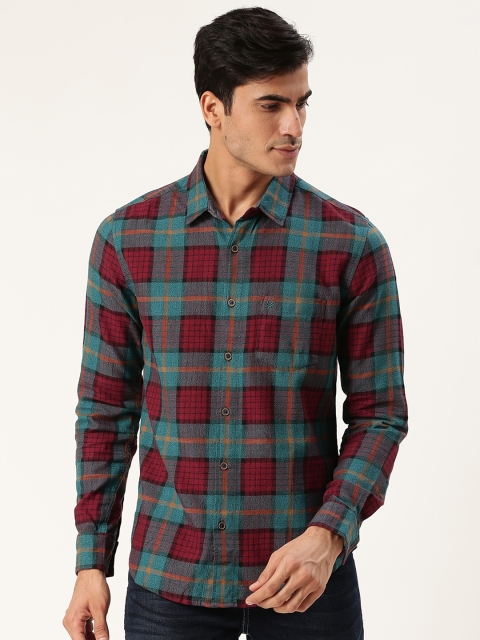 

United Colors of Benetton Men Teal Green & Maroon Slim Fit Checked Casual Shirt