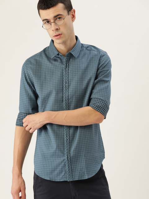 

United Colors of Benetton Men Blue Slim Fit Self-Checked Casual Shirt