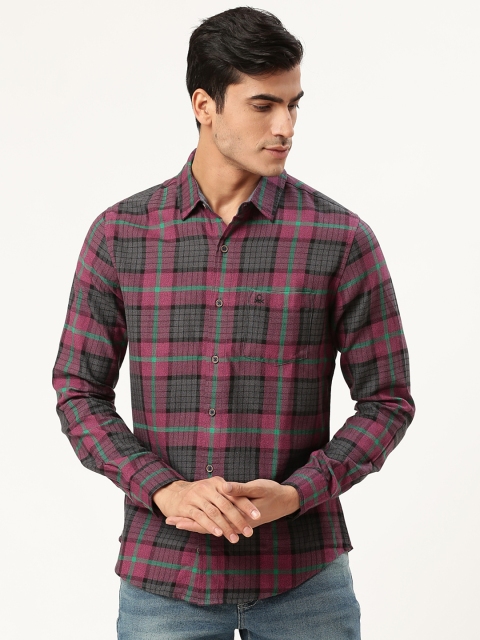 

United Colors of Benetton Men Pink & Charcoal Grey Slim Fit Checked Casual Shirt