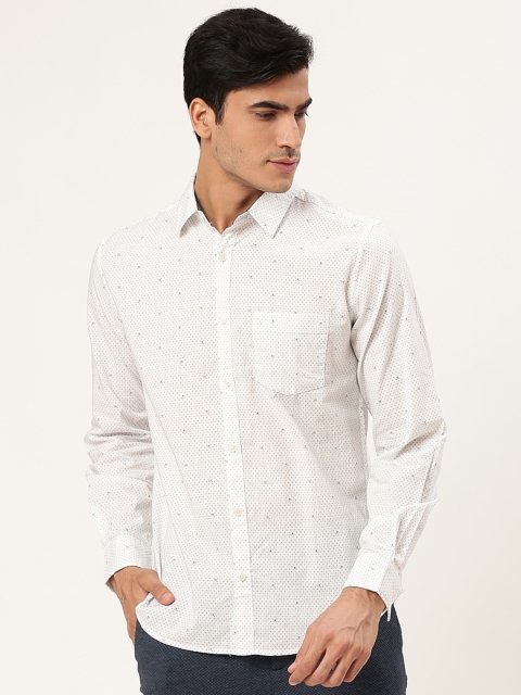 

United Colors of Benetton Men White & Navy Blue Slim Fit Ditsy Print Casual Shirt