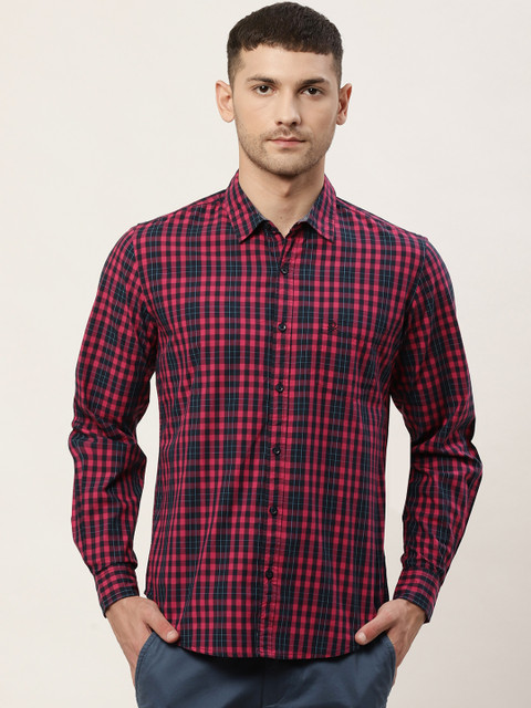 

United Colors of Benetton Men Red & Black Slim Fit Twill Checked Casual Shirt