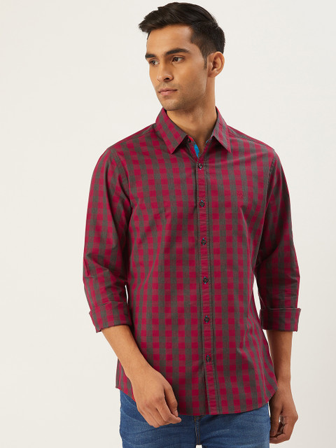 

United Colors of Benetton Men Red & Charcoal Grey Slim Fit Checked Casual Shirt