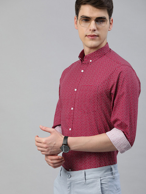 

TrueModa Men Red & White Slim Fit Printed Smart Casual Shirt