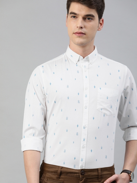 

TrueModa Men White & Blue Slim Fit Printed Smart Casual Shirt