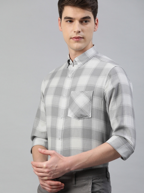 

TrueModa Men White & Grey Slim Fit Checked Smart Casual Shirt