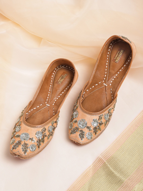 Women Peach-Coloured & Silver-Toned Embellished Mojaris