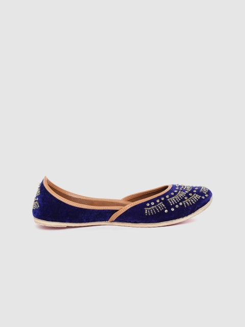 

Anouk Women Royal Blue & Gold-Toned Embellished Velvet Finish Mojaris