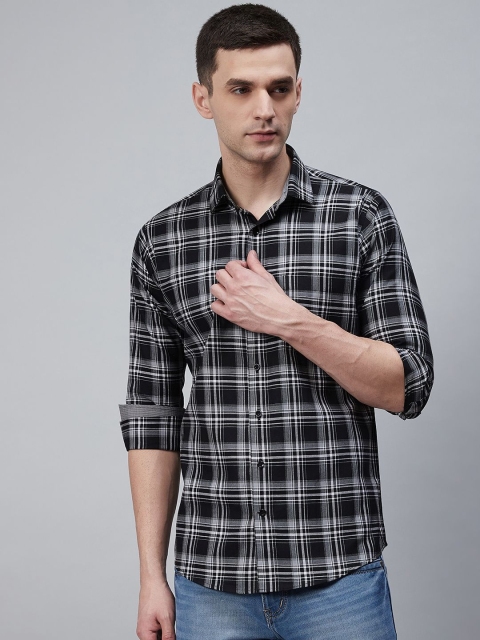 

Shaftesbury London Men Black & White Enzyme-Washed Eco-Friendly Smart Fit Checked Shirt