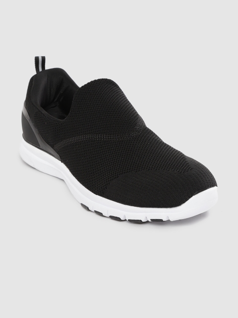 

HRX by Hrithik Roshan Men Black Soft Walk Shoes
