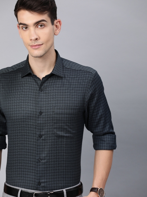 

Louis Philippe Men Grey & Black Slim Fit Checked Formal Shirt
