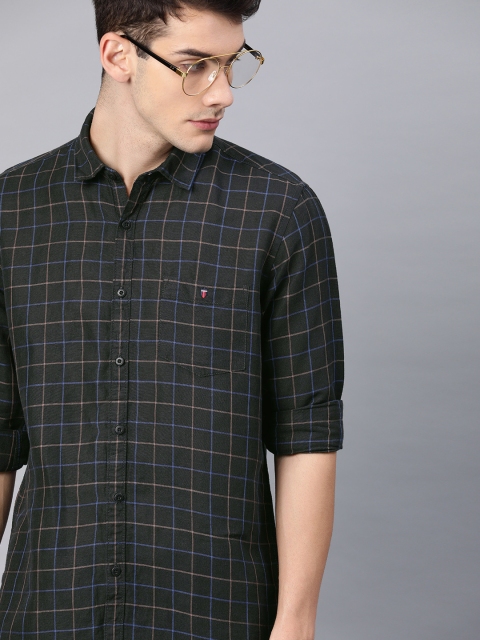 

Louis Philippe Jeans Men Black & Blue Slim Fit Checked Casual Shirt