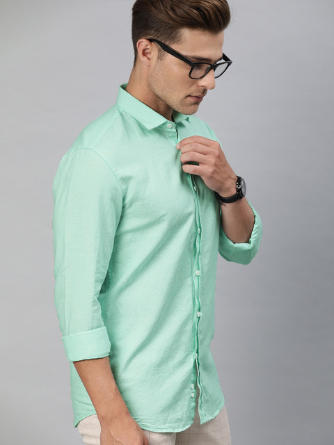 

Louis Philippe Sport Men Sea Green Super Slim Fit Solid Casual Shirt