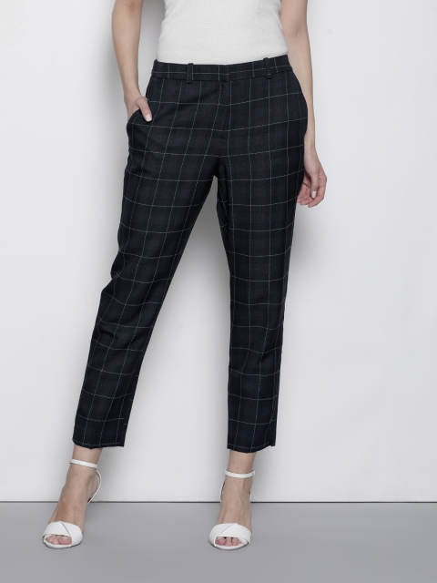 

DOROTHY PERKINS Women Black & Blue Regular Fit Checked Cropped Formal Trousers